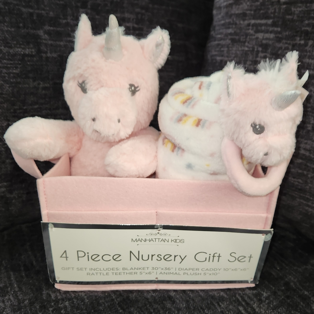 4PC Nursery Gift Set